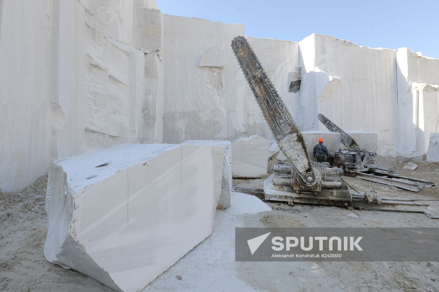 Production and processing of white marble in the Chelyabinsk Region