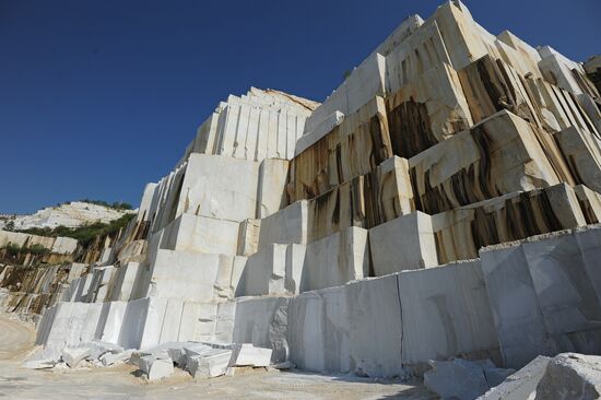 Production and processing of white marble in the Chelyabinsk Region