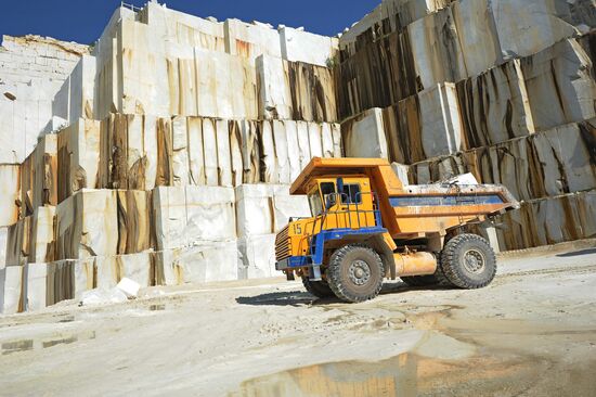 Production and processing of white marble in the Chelyabinsk Region