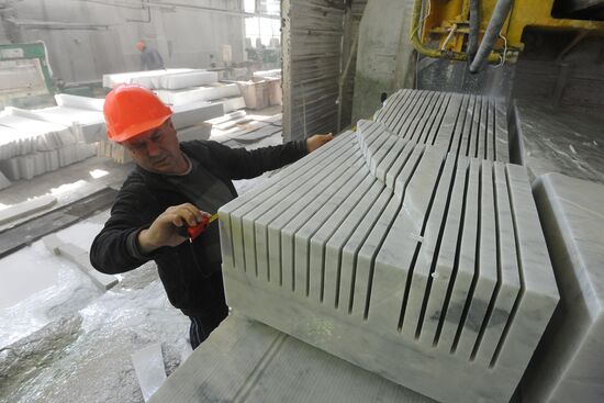 Production and processing of white marble in the Chelyabinsk Region