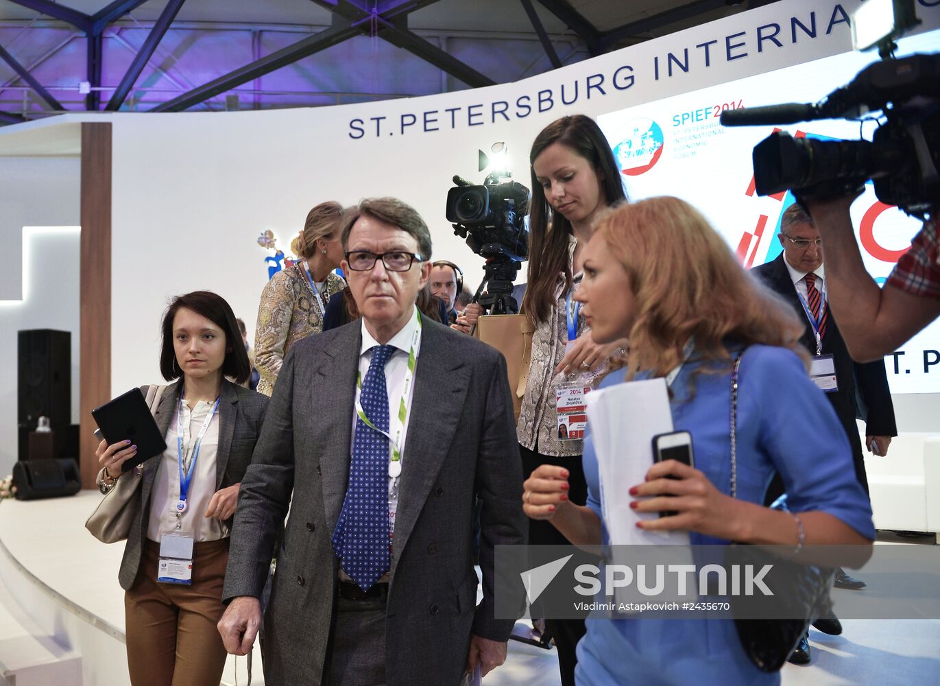 St Petersburg hosts Global CEO Summit