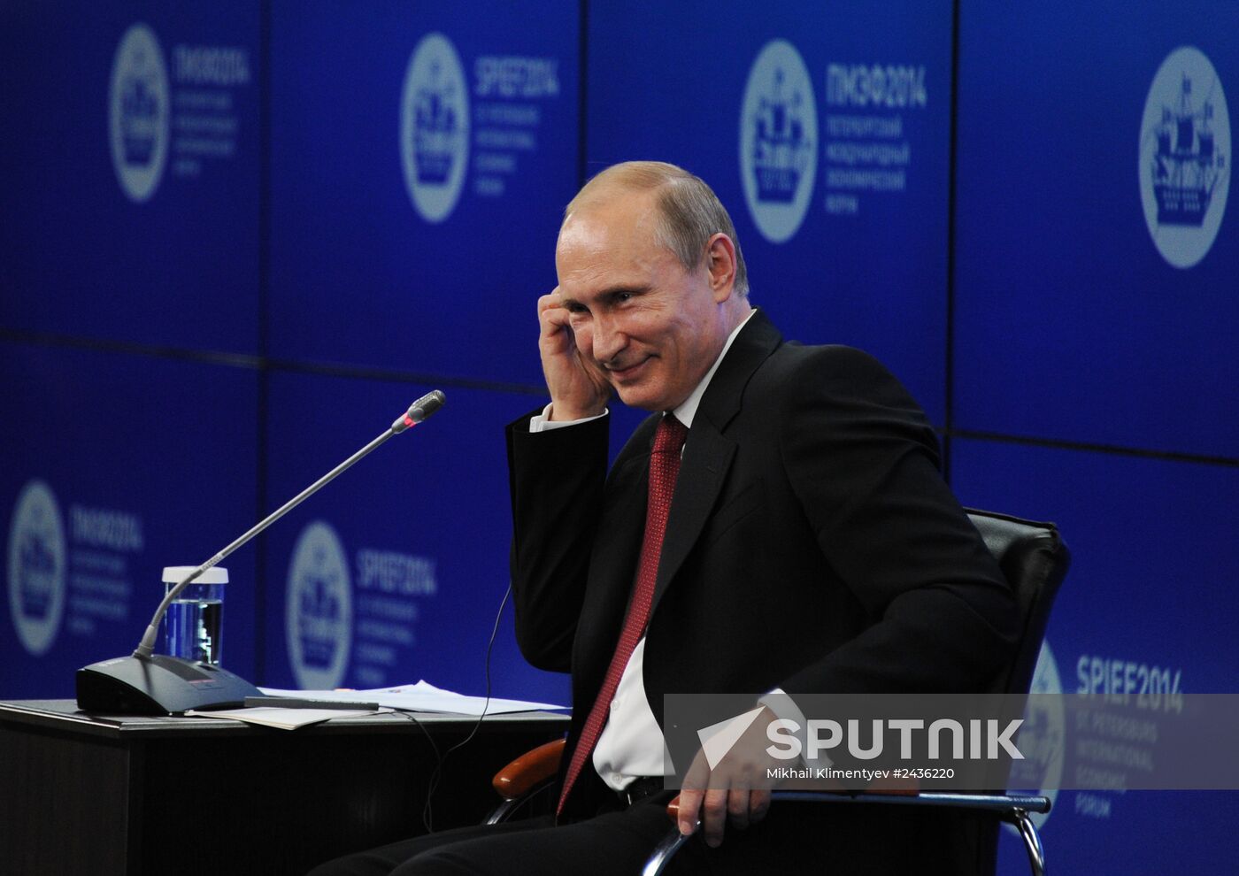 Vladimir Putin attends St. Petersburg International Economic Forum