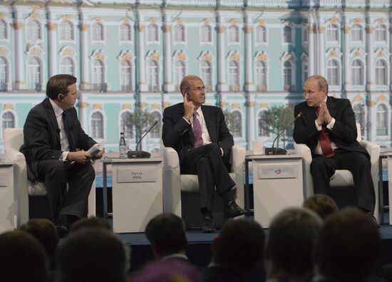 Vladimir Putin attends St. Petersburg International Economic Forum