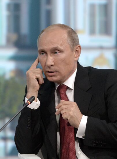 Vladimir Putin attends St. Petersburg International Economic Forum