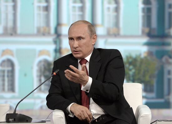 Vladimir Putin attends St. Petersburg International Economic Forum