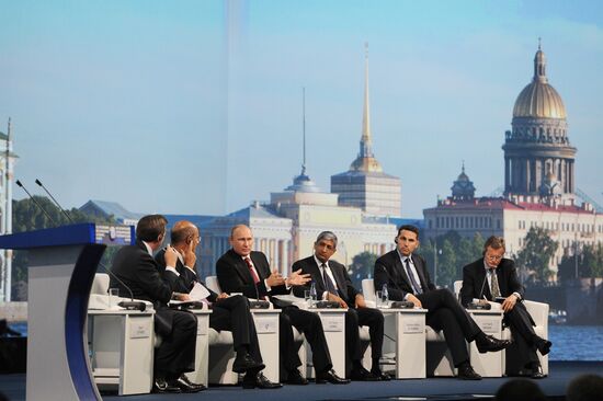 Vladimir Putin attends St. Petersburg International Economic Forum