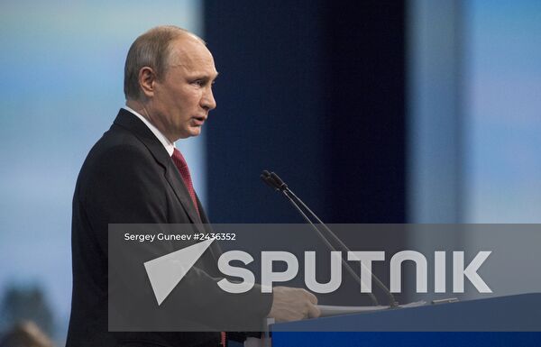 Vladimir Putin attends St. Petersburg International Economic Forum