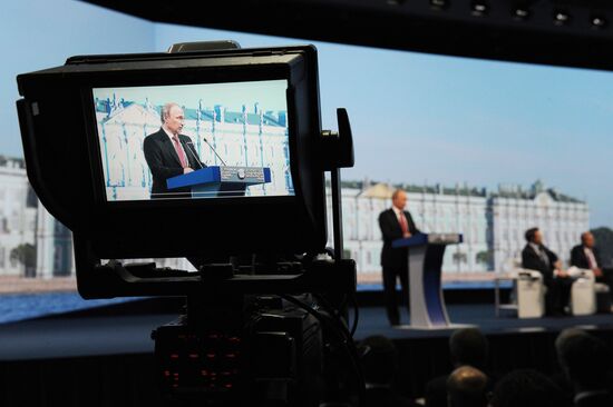 Vladimir Putin attends St. Petersburg International Economic Forum