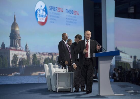 Vladimir Putin attends St. Petersburg International Economic Forum