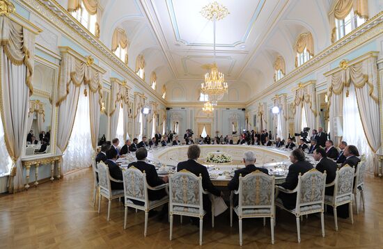Vladimir Putin attends St. Petersburg International Economic Forum