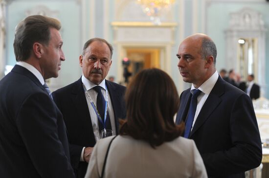 Vladimir Putin attends St. Petersburg International Economic Forum