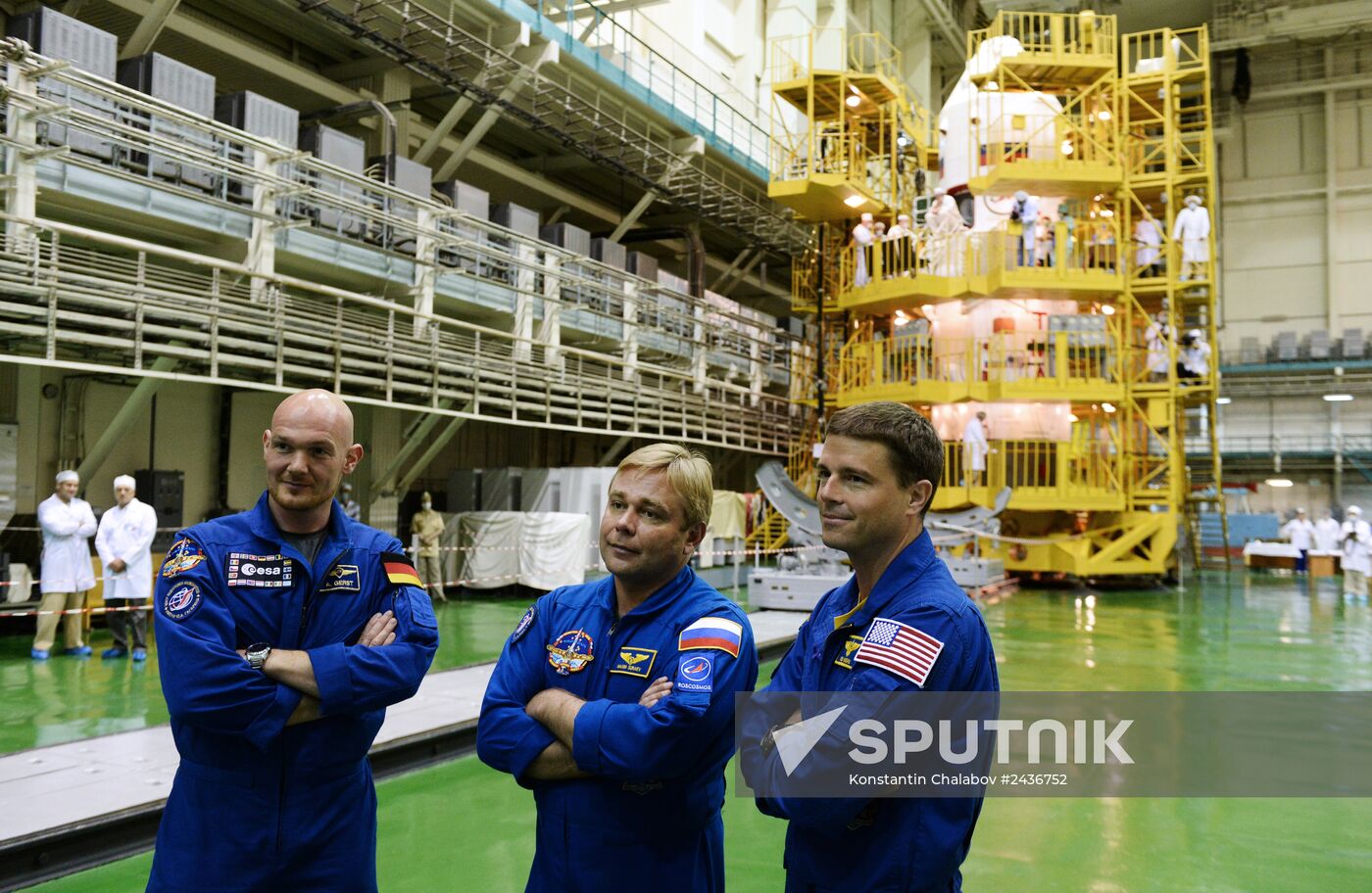 Soyuz rocket with Soyuz TMA-13M atop prepared for launch