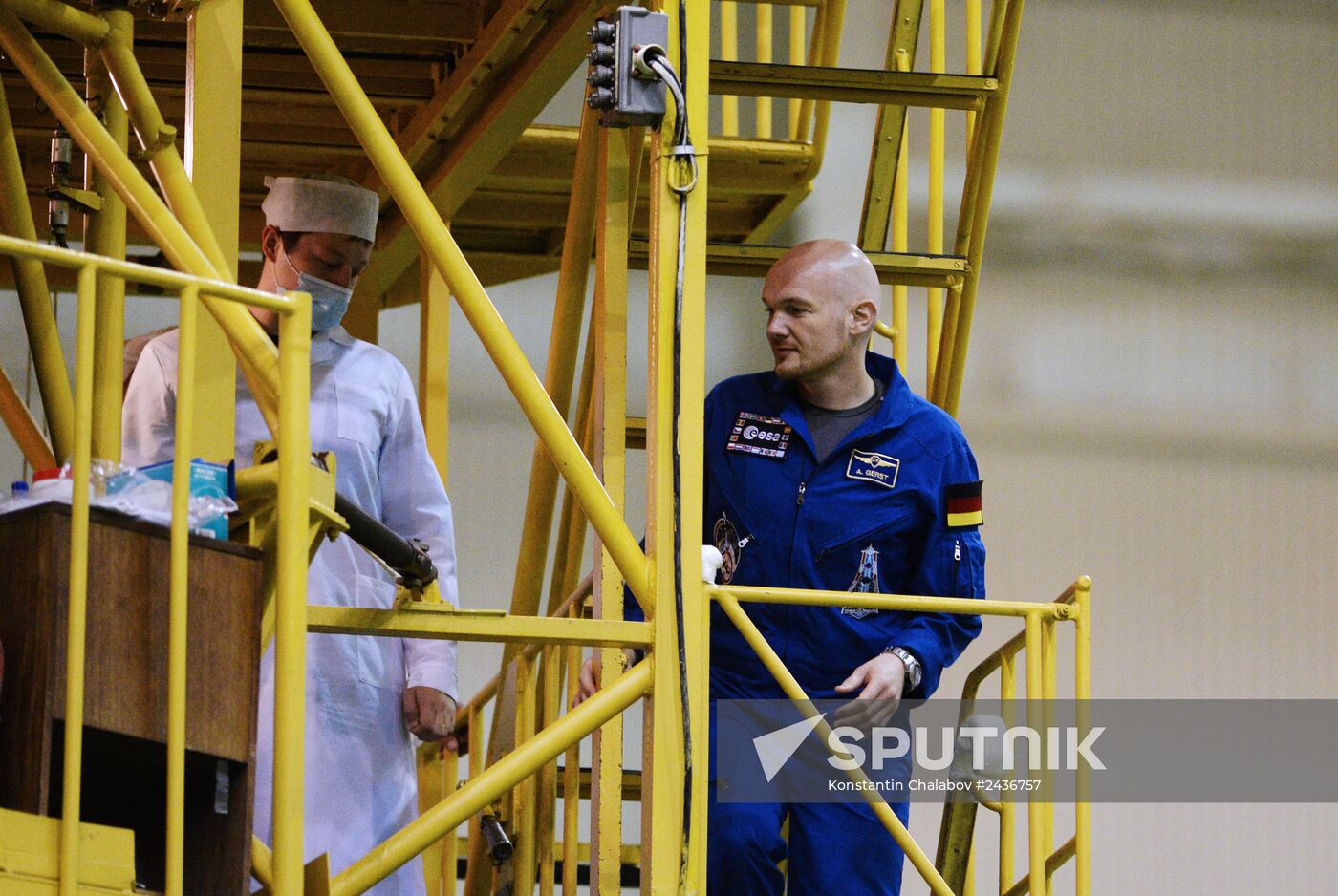 Preparations for launch of Soyuz TMA-13M spacecraft