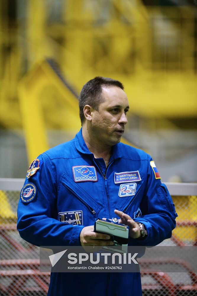 Preparations for launch of Soyuz TMA-13M spacecraft