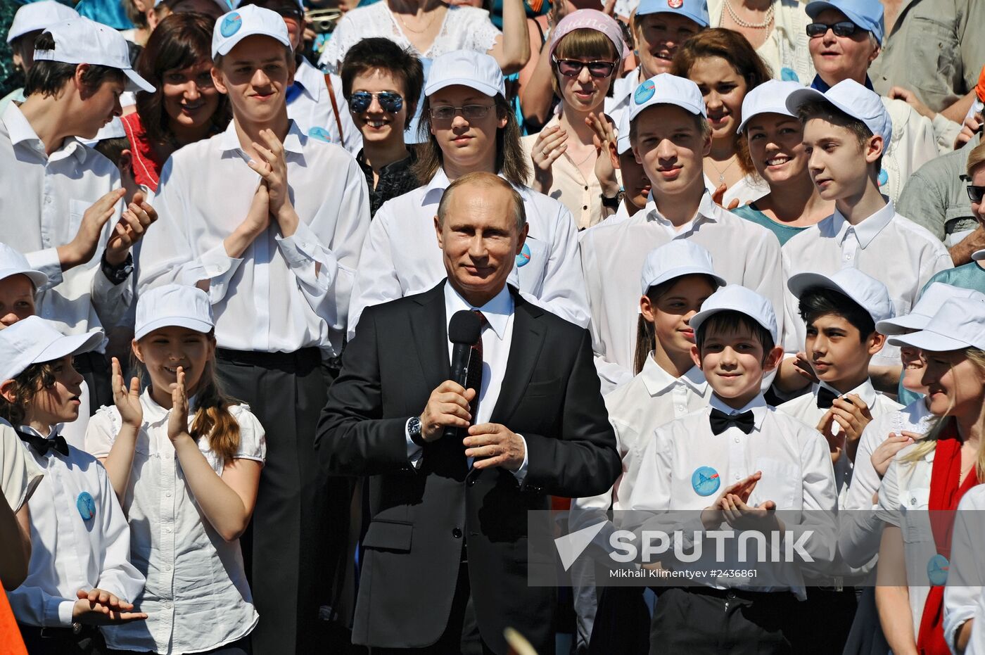 Vladimir Putin attends concert at St. Isaac's in St. Petersburg