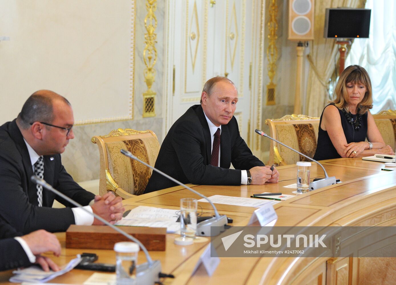 V.Putin takes part in SPIEF