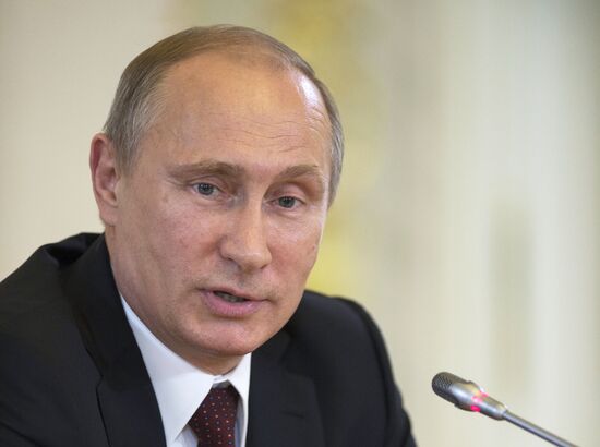 Vladimir Putin takes part in SPIEF