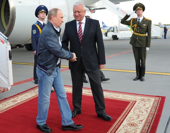 Vladimir Putin attends 2014 Men's World Ice Hockey Championships final match