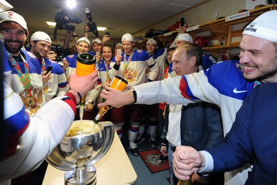 Vladimir Putin attends 2014 Men's World Ice Hockey Championships final match