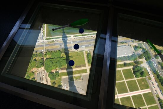 The Up High jugglers' show at the Ostankino television tower