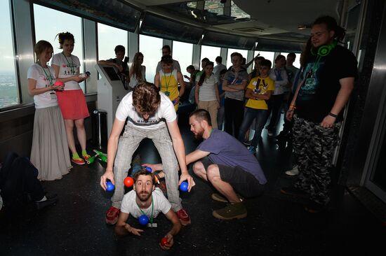 The Up High jugglers' show at the Ostankino television tower
