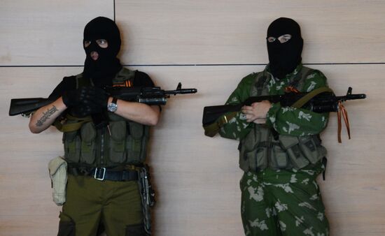 Resistance forces of the Donetsk People's Republic establish control over Donetsk International Airport