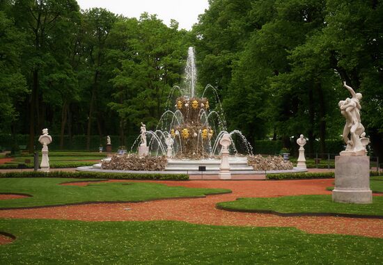 Launching the Summer Garden fountains in St. Petersburg