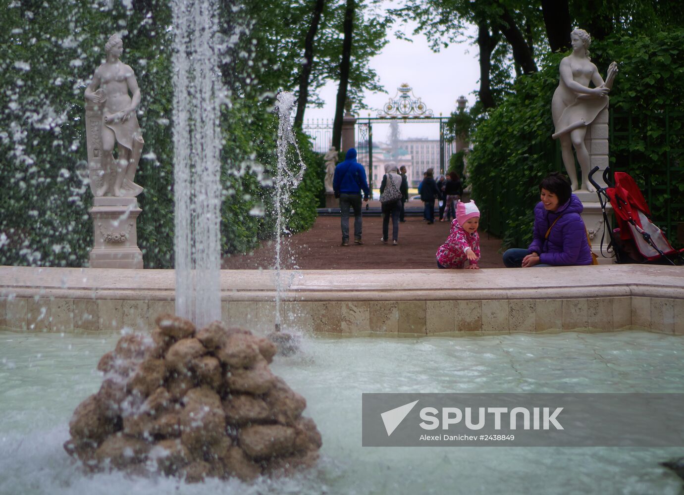 Launching the Summer Garden fountains in St. Petersburg
