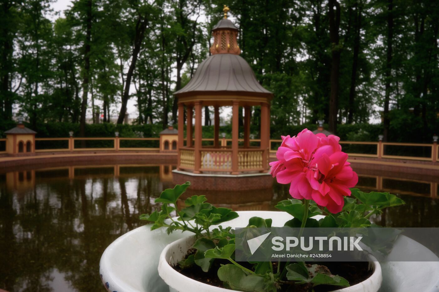Launching the Summer Garden fountains in St. Petersburg
