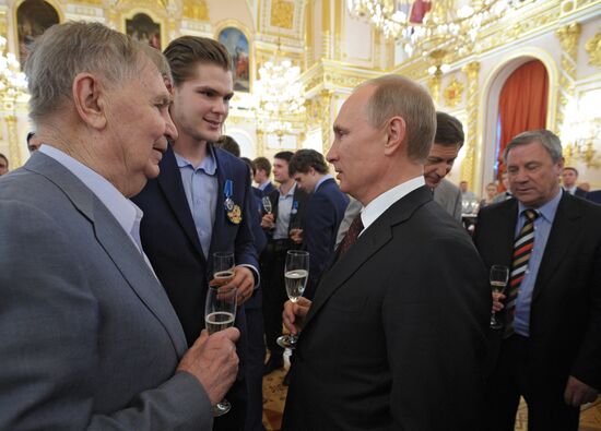 Kremlin award ceremony on Russian ice hockey team's win