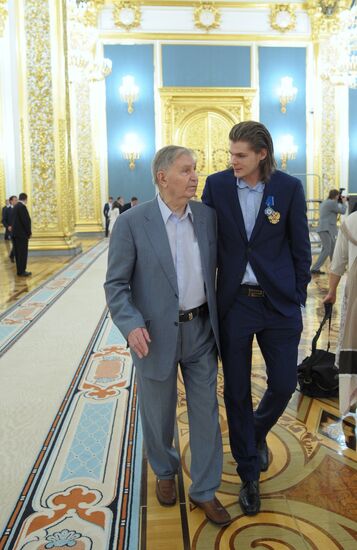 Kremlin award ceremony on Russian ice hockey team's win