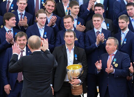 Kremlin award ceremony on Russian ice hockey team's win