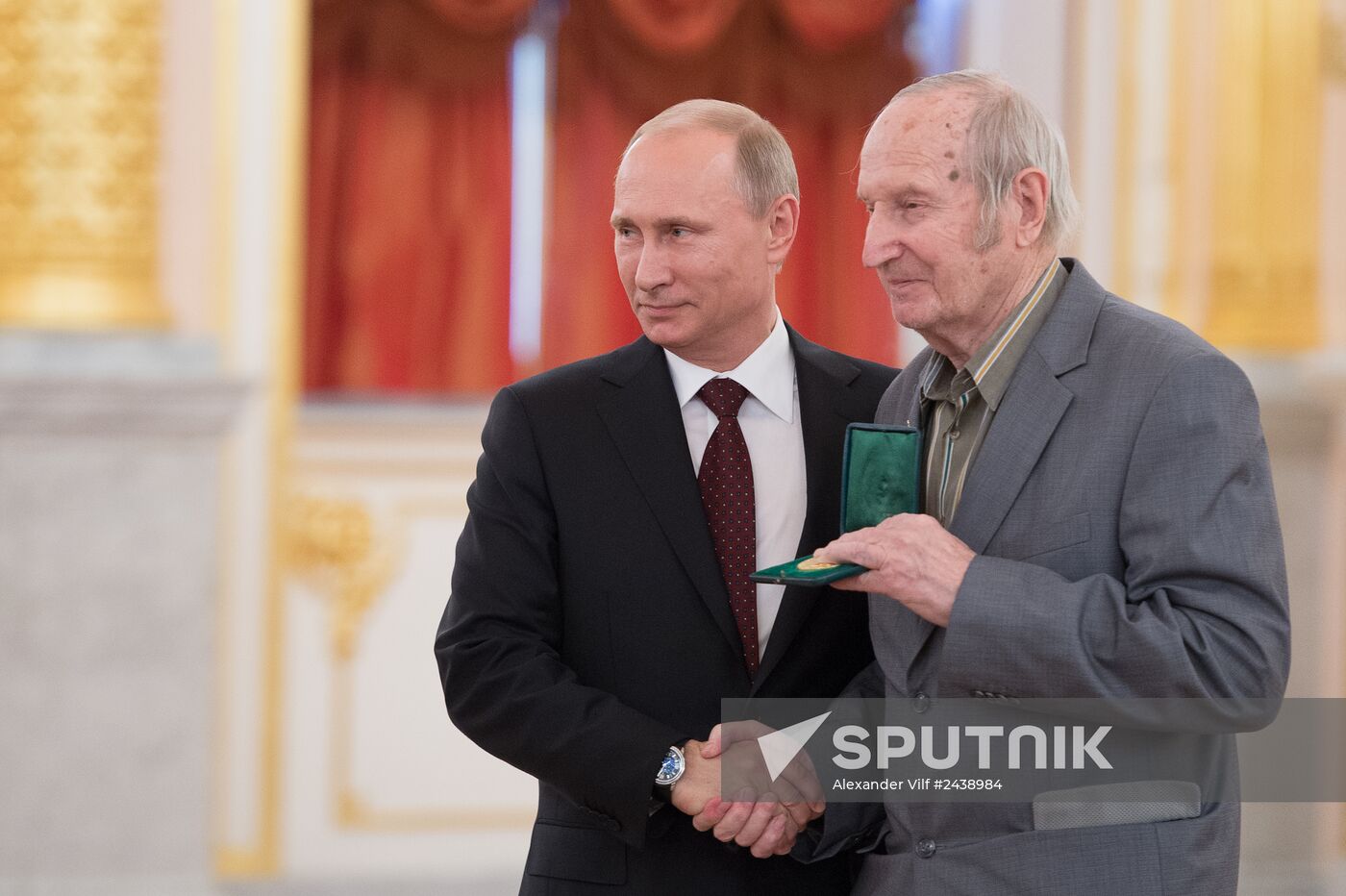Kremlin award ceremony on Russian ice hockey team's win