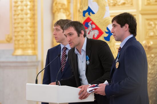Kremlin award ceremony on Russian ice hockey team's win