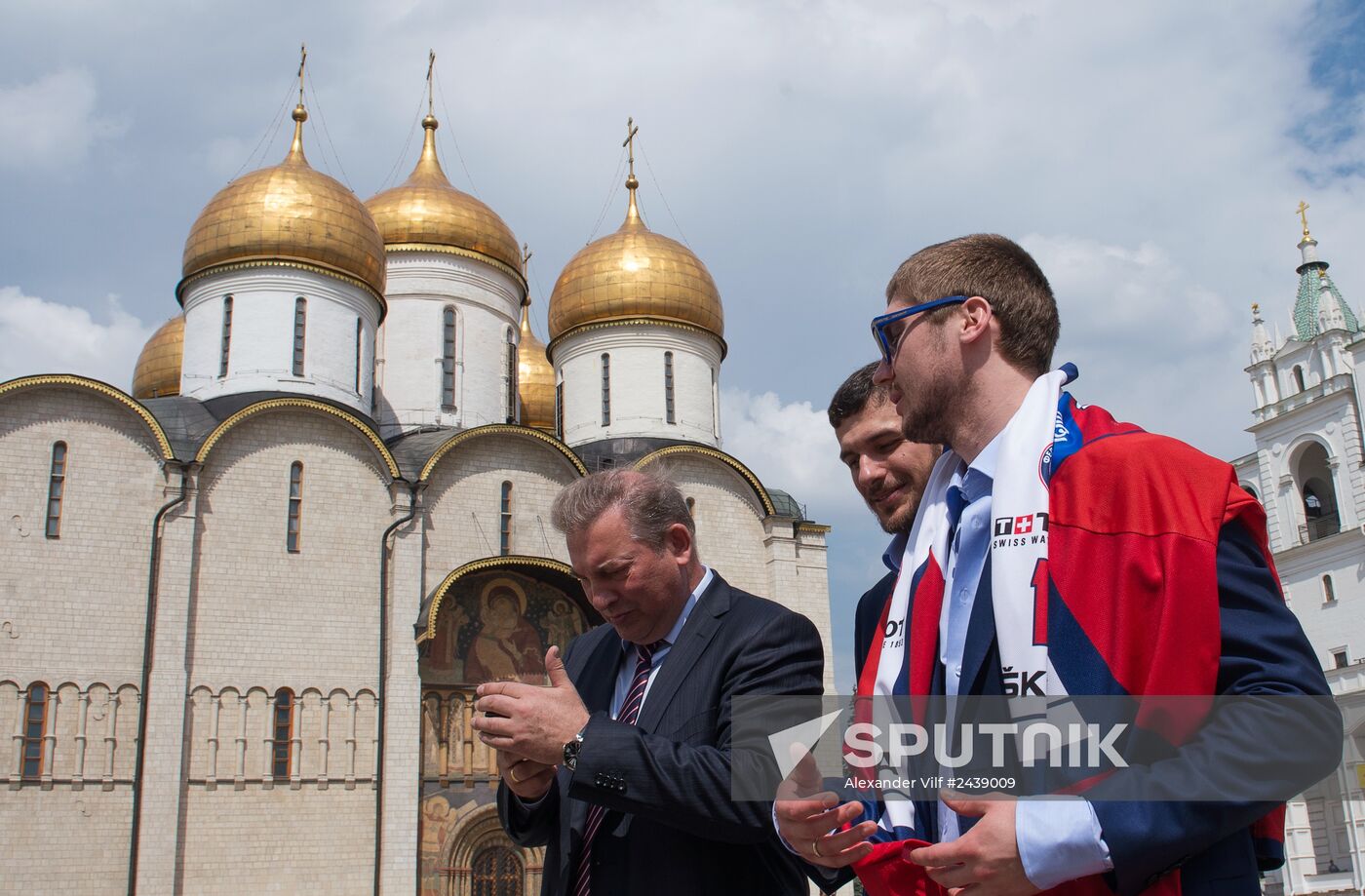 Kremlin award ceremony on Russian ice hockey team's win