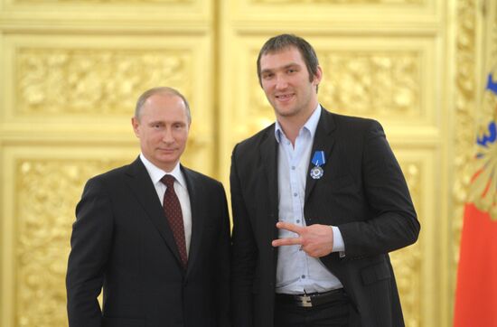 Kremlin award ceremony on Russian ice hockey team's win