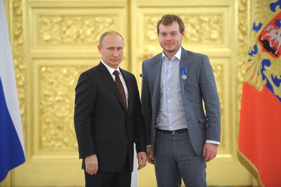 Kremlin award ceremony on Russian ice hockey team's win