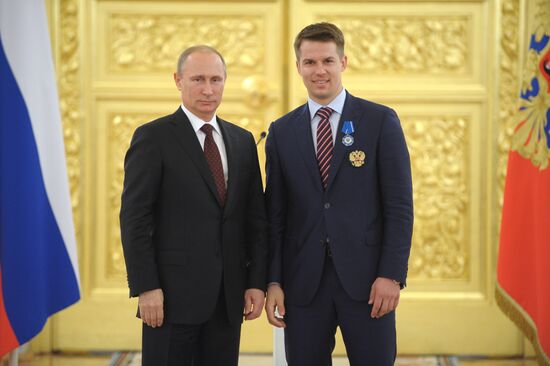 Kremlin award ceremony on Russian ice hockey team's win