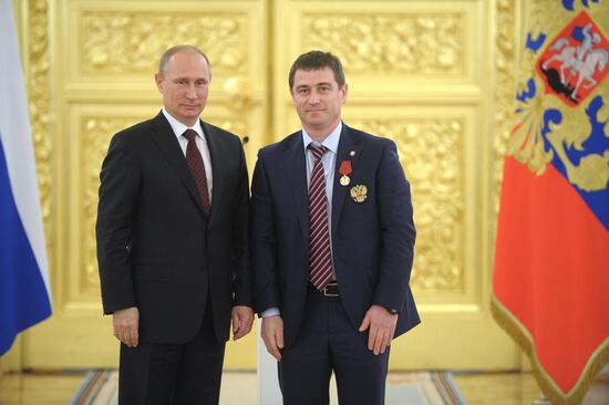 Kremlin award ceremony on Russian ice hockey team's win