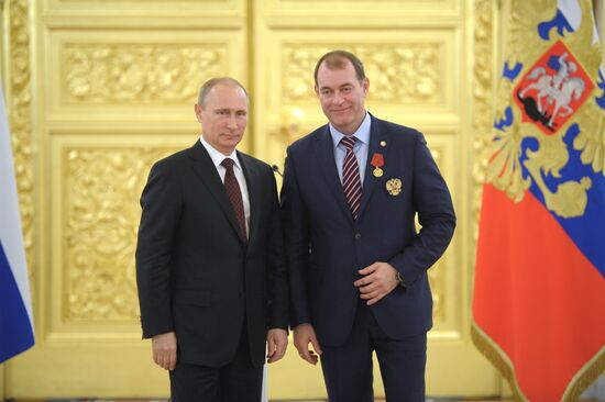 Kremlin award ceremony on Russian ice hockey team's win