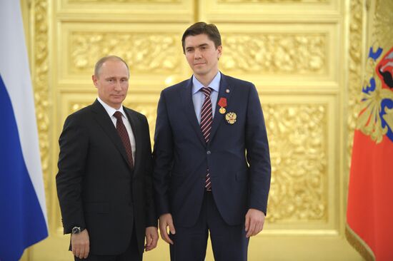 Kremlin award ceremony on Russian ice hockey team's win