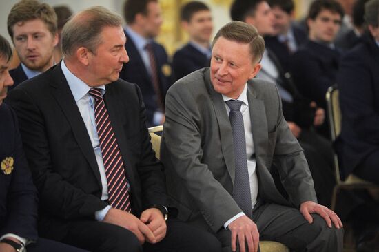 Kremlin award ceremony on Russian ice hockey team's win