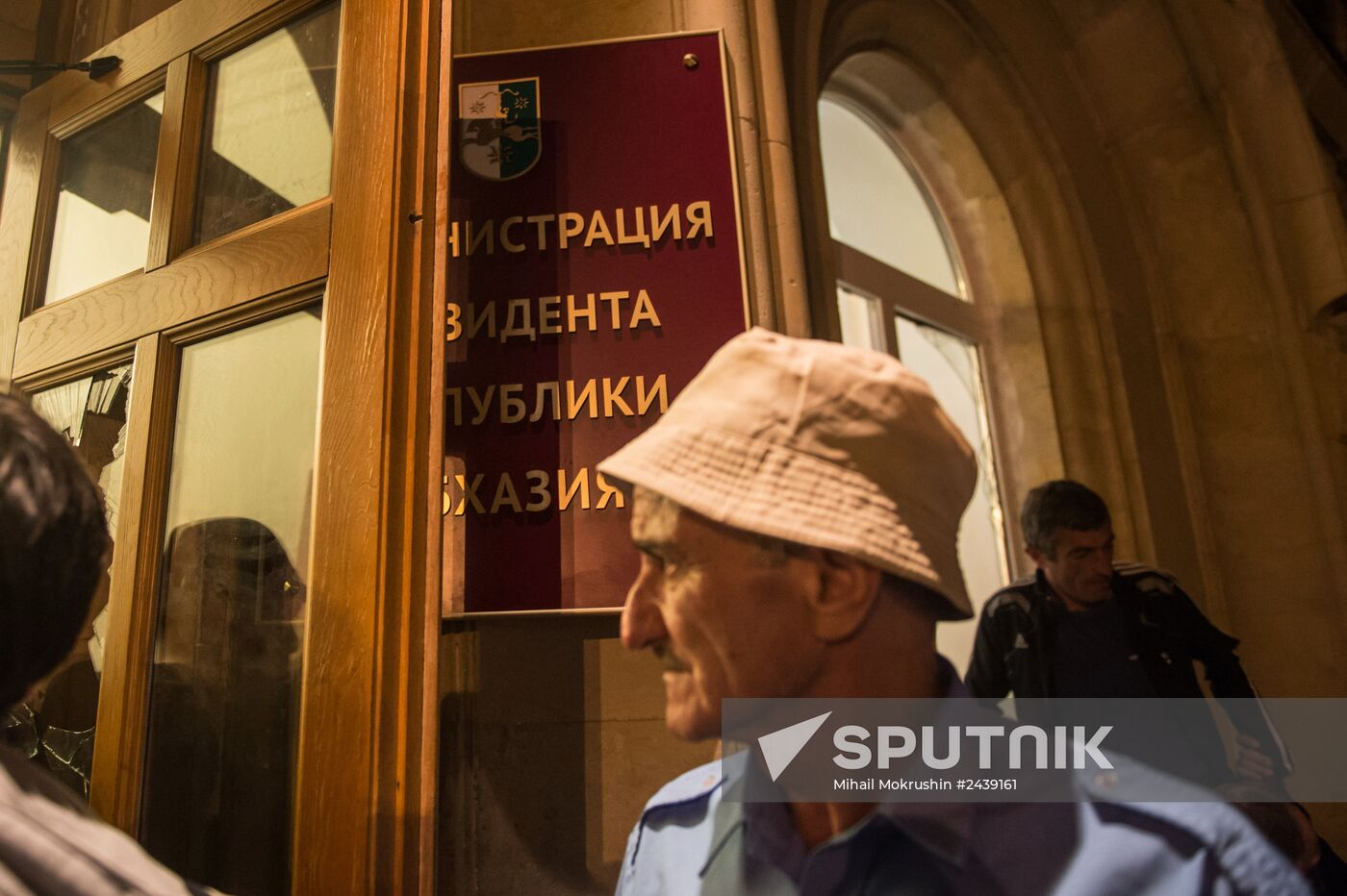 Opposition storms presidential office in Abkhazia