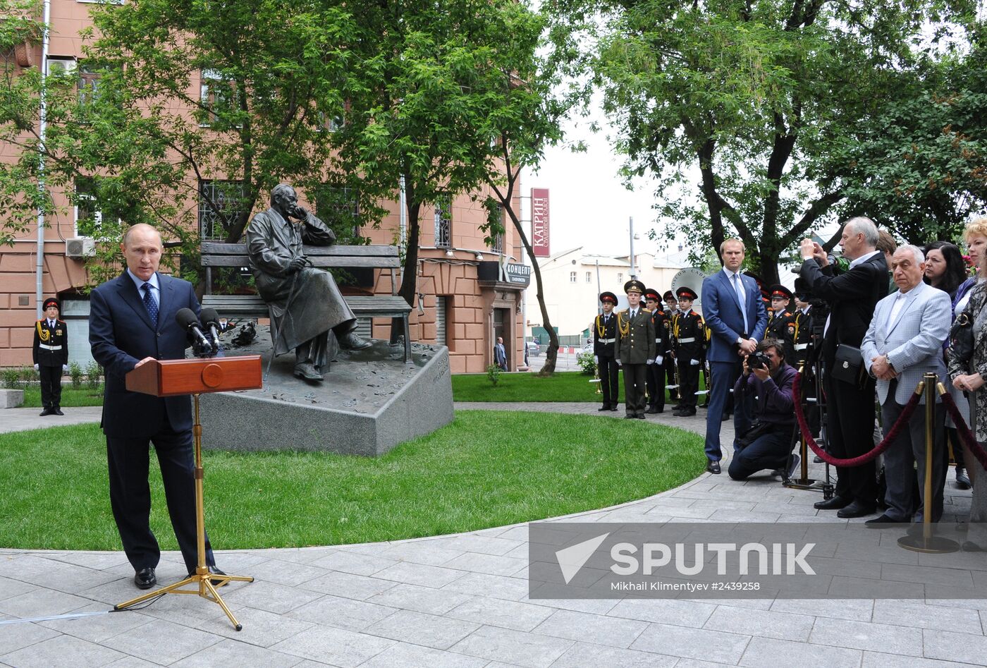 Vladimir Putin at unveiling of statue of Sergei Mikhalkov in central Moscow