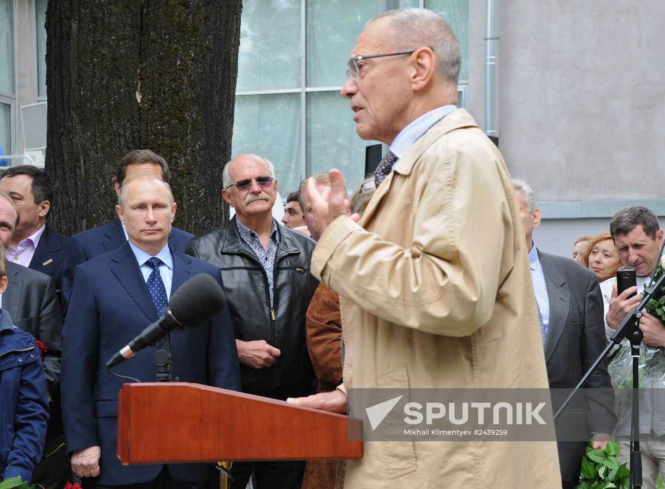 Vladimir Putin at unveiling of statue of Sergei Mikhalkov in central Moscow