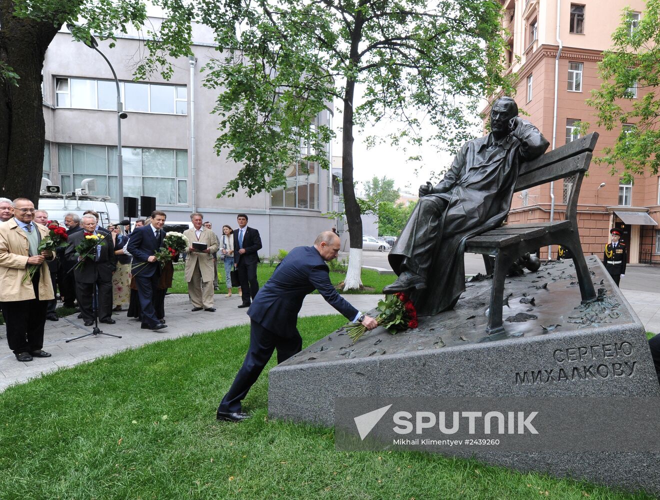 Vladimir Putin at unveiling of statue of Sergei Mikhalkov in central Moscow