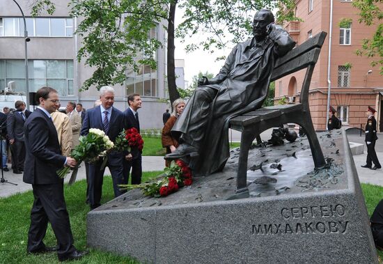 Vladimir Putin at unveiling of statue of Sergei Mikhalkov in central Moscow