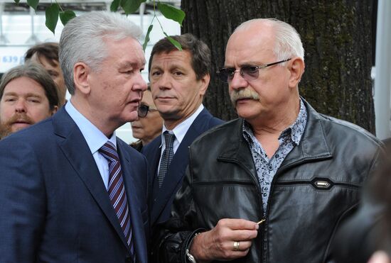 Vladimir Putin at unveiling of statue of Sergei Mikhalkov in central Moscow