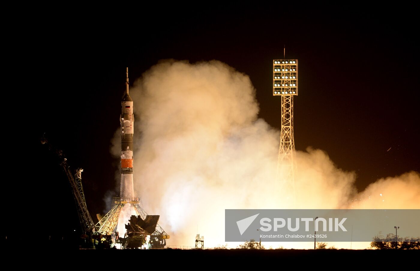 Soyuz-TMA-13M manned spacecraft lifts off from Baikonur Space Center