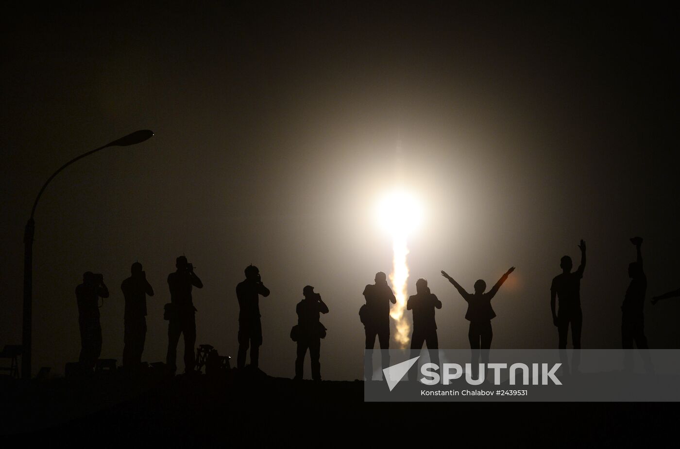 Soyuz-TMA-13M manned spacecraft lifts off from Baikonur Space Center